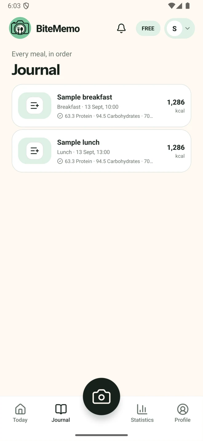 BiteMemo Android Journal with saved sample meals, calories, and macros